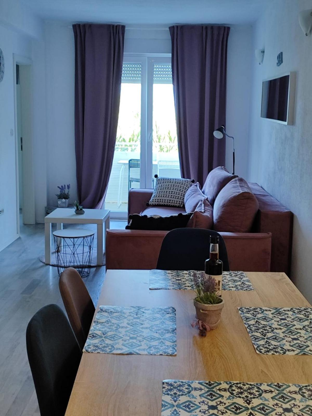 Nemira Apartment