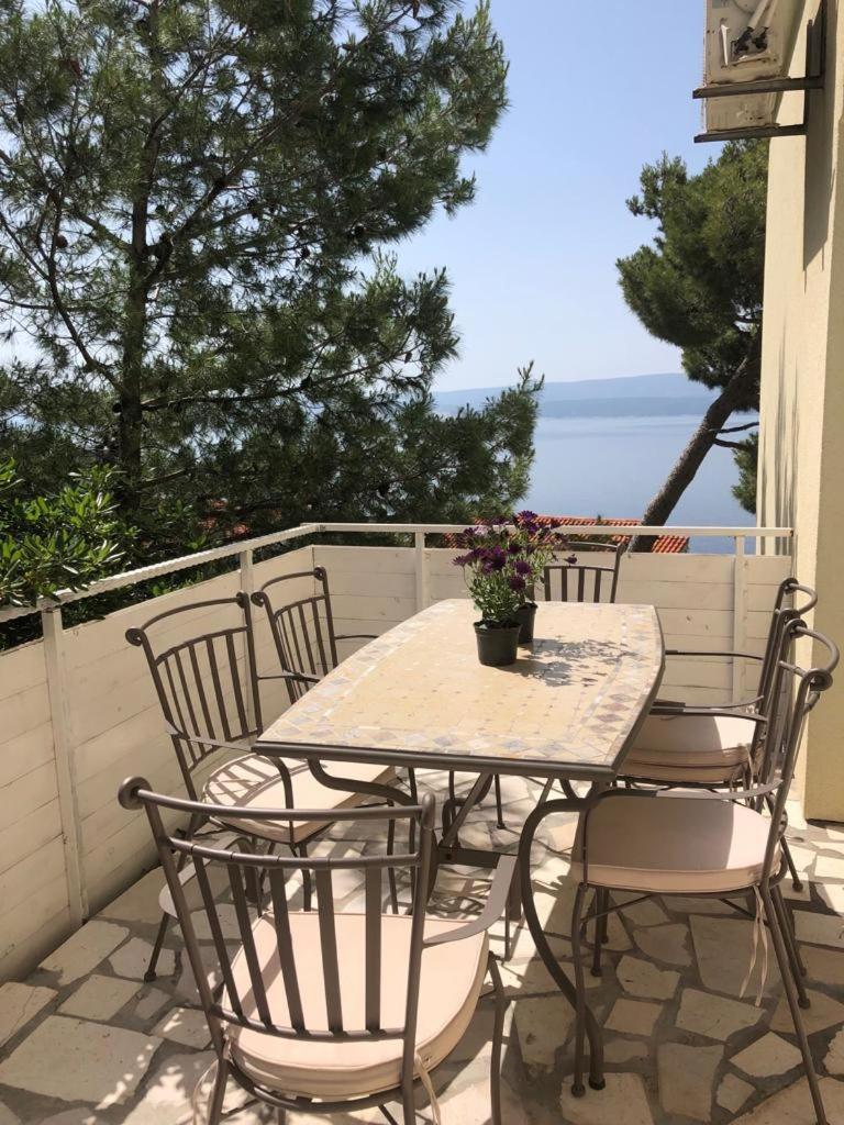 Apartment Nemira Omis